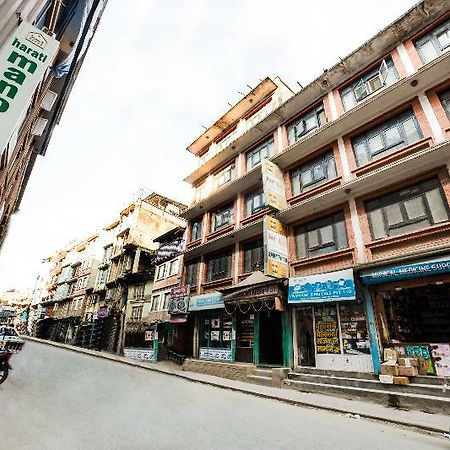 Oyo 239 Hotel Kuti Kathmandu Luaran gambar